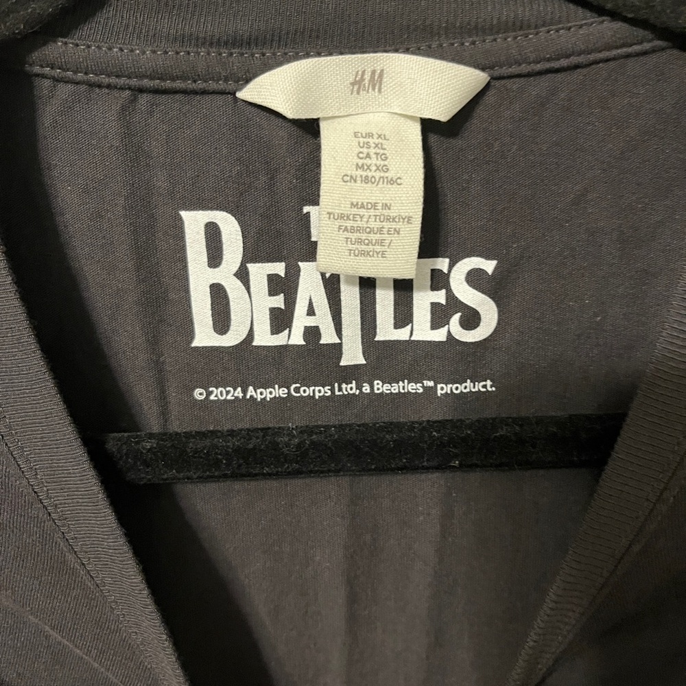 H&M The Beatles rocker T size XL - Picture 2 of 3